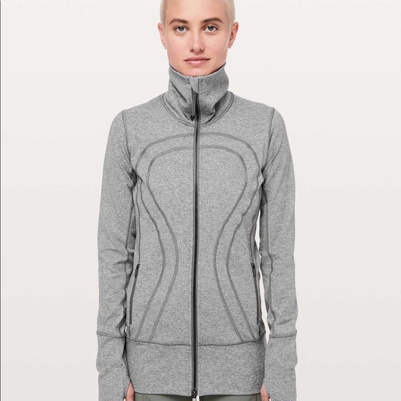 lululemon athletica Jackets & Blazers - Lululemon in stride jacket grey size 4 very good condition offers welcome